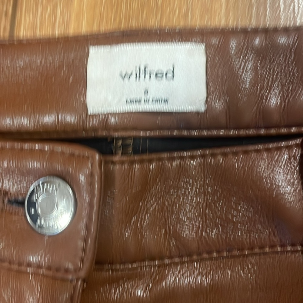 WILFRED VEGAN LEATHER STRAIGHT CUT PANTS - Picture 2 of 2